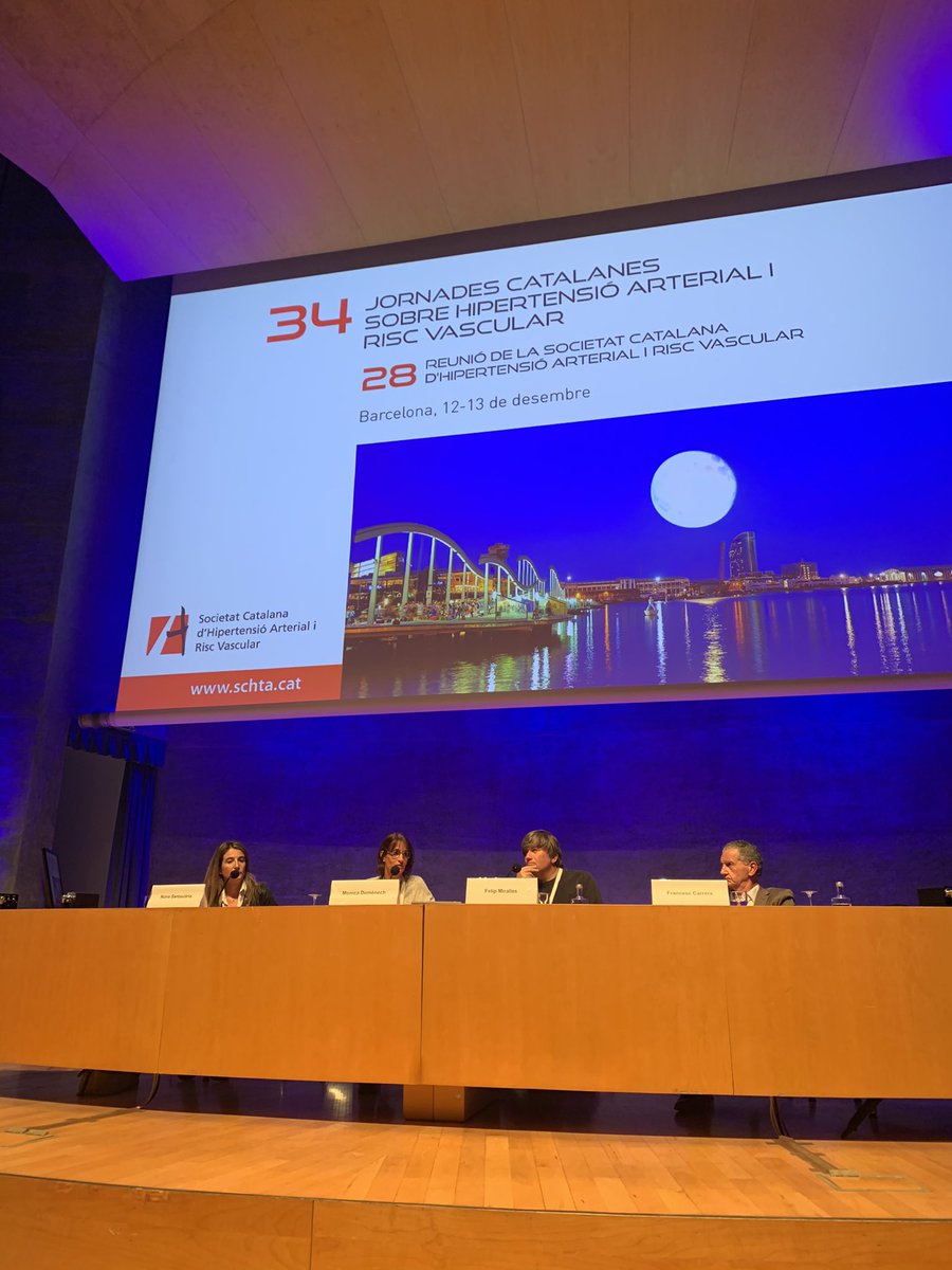 SantaulariaN's tweet photo. Un plaer participar en les 34 Jornades Catalanes sobre Hipertensió Arterial i Risc Vascular presentant Althaia Crono360 📱🚴🧘🏼🏃🏼🥗🍓💻@CatalanaHTA @althaiamanresa @Eurecat_news @icscatcentral #PECTBAGESS #innovació #recerca https://t.co/WZDCc4wv3g