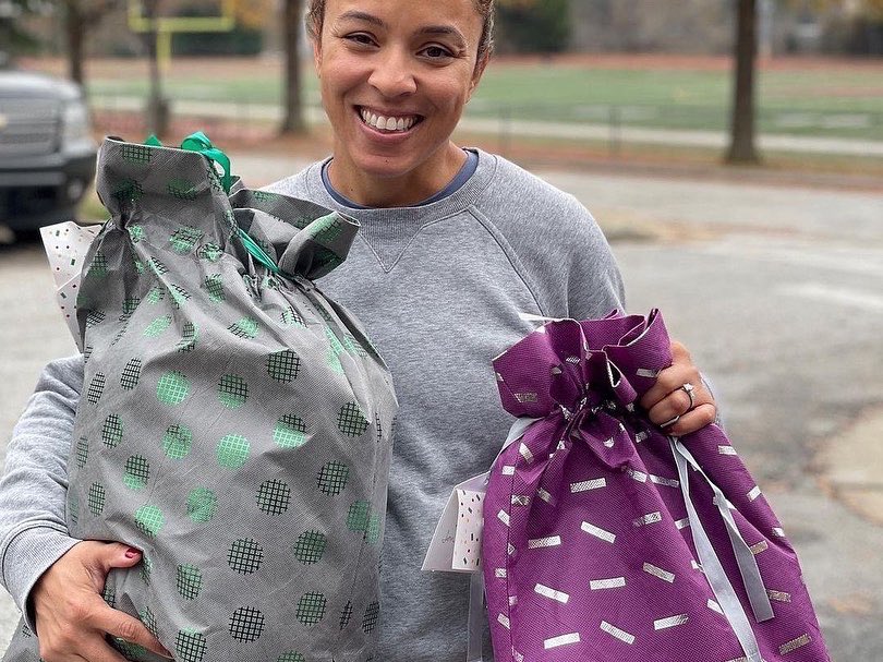 WhatsYourCor's tweet photo. Thanks to @jackandjill_nsac for your holiday help!

“COR's mission is directly aligned w/ ours, it’s a no-brainer to support them. The 3 Jenn's commitment to the Carver community is infectious!” @PBS_Atlanta @carverpbsa @AJFuller_APS https://t.co/nQSj37ZKgH