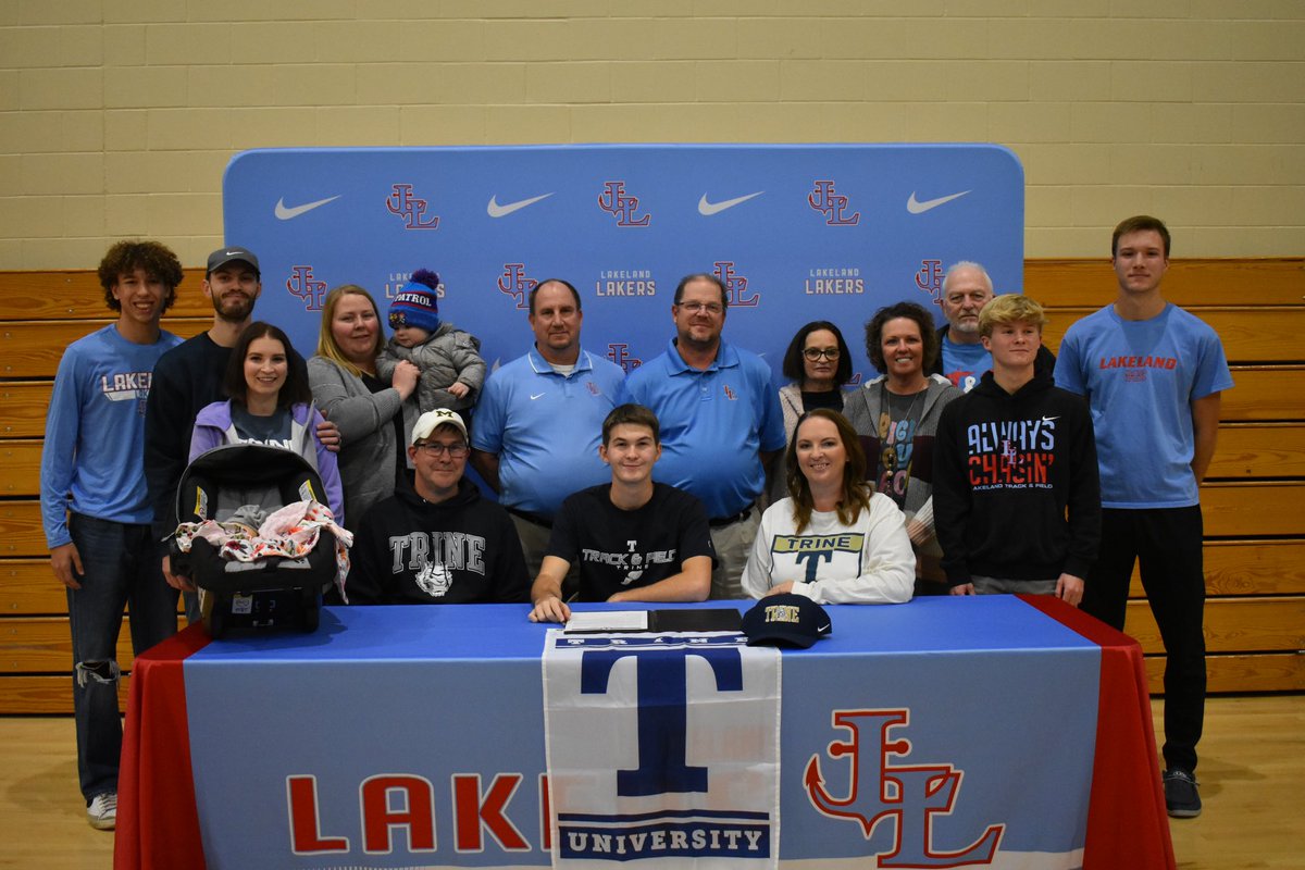 LHS_Sports's tweet photo. ⚓️Next Level Laker⚓️
Wyatt Priestley signs with Trine University to join the track team as a pole vaulter. Congrats, Laker Nation is proud of you! #AnchorDown 🏃♂️ https://t.co/zi92oRJKEV
