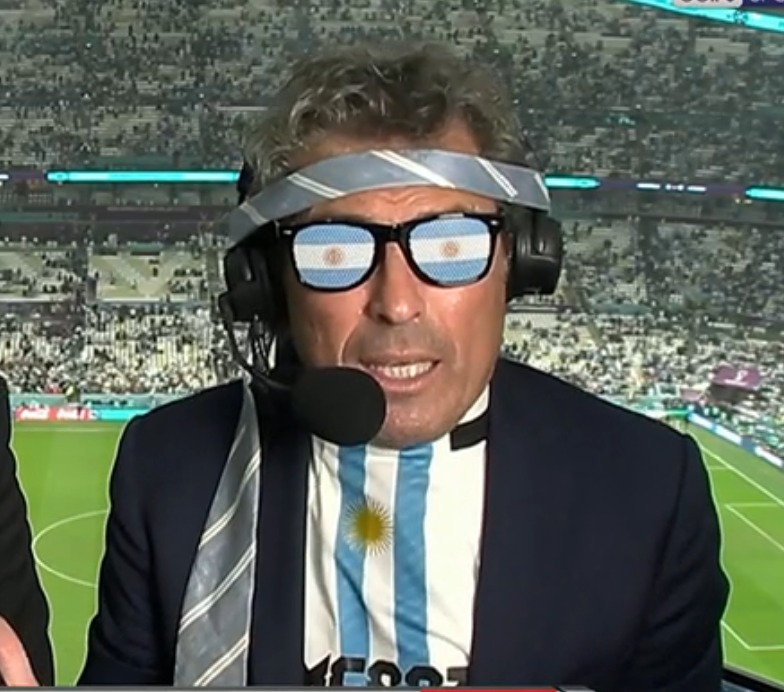 Footballogue's tweet image. Omar da Fonseca sur Luka Modric 💬 : "Pourvu qu'il puisse se procréer. J'espère qu'il y aura encore un spermatozoïde qui puisse refaire du Modric dans le futur." 😭😭

(beIN Sports)