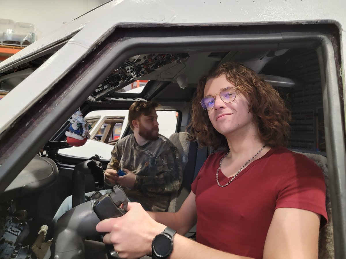 Eret's tweet image. Wanna race?