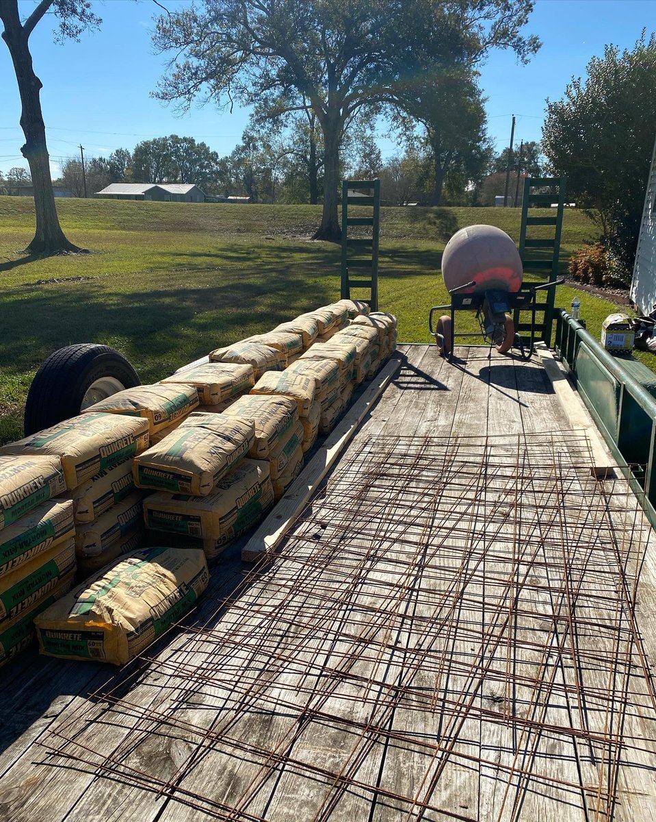 MLRJRConstr's tweet photo. New Project:

-Cement balcony

Call or email for a quote today! #MLRJRConstructionLLC #Construction #Remodeling #Contractor #Balcony #Cement #Lafayettela #Louisiana https://t.co/0CO7srRzX4