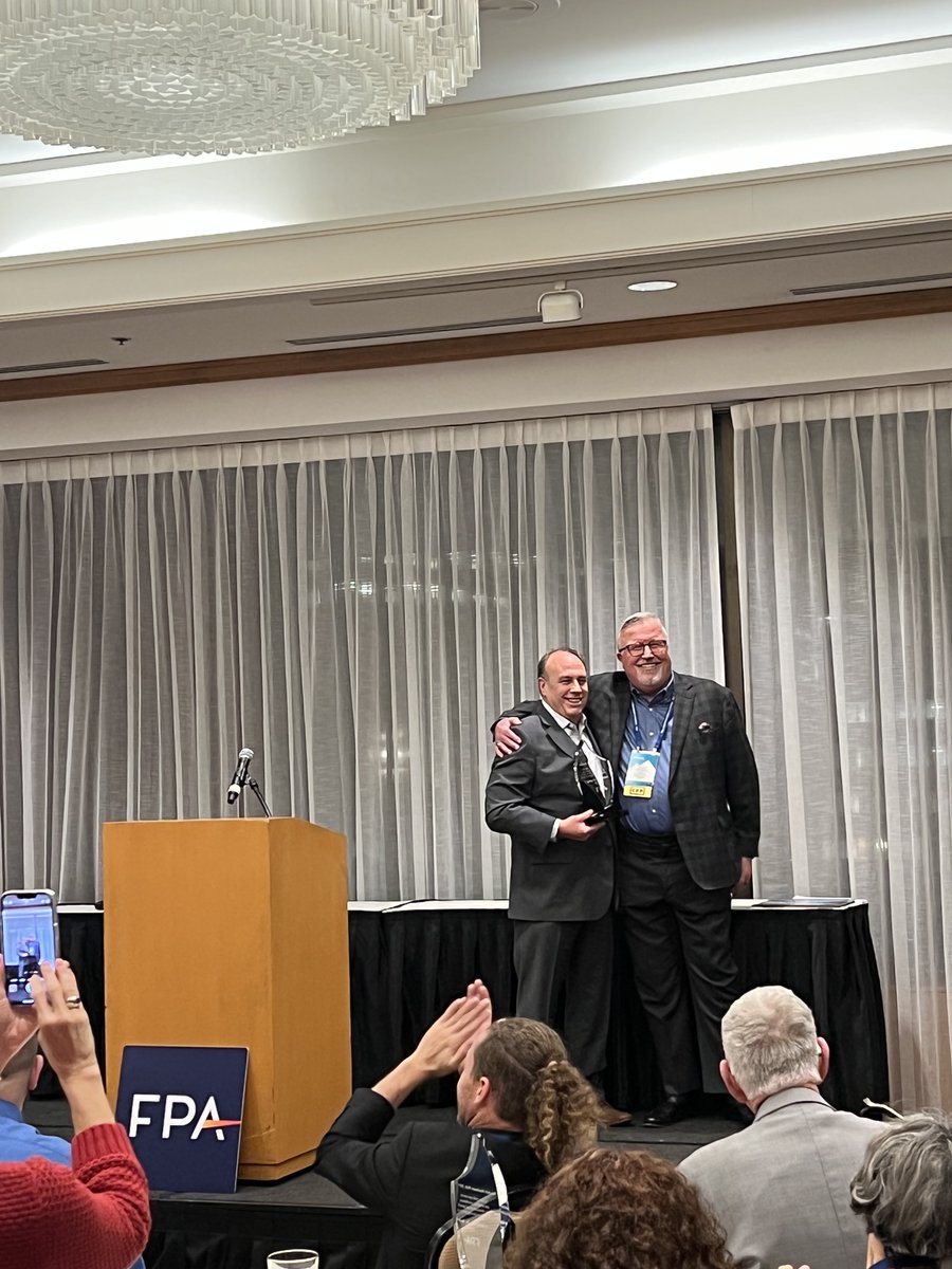 PowerProBono's tweet image. Congratulations to FFP Trustee and Immediate Past Chair Scott Kahan on receiving the @fpassociation's 2022 P. Kemp Fain Jr. Award! A well-deserved honor for his indelible impact on the financial planning profession. We are so proud of you, Scott! #fpaannual #PowerProBono