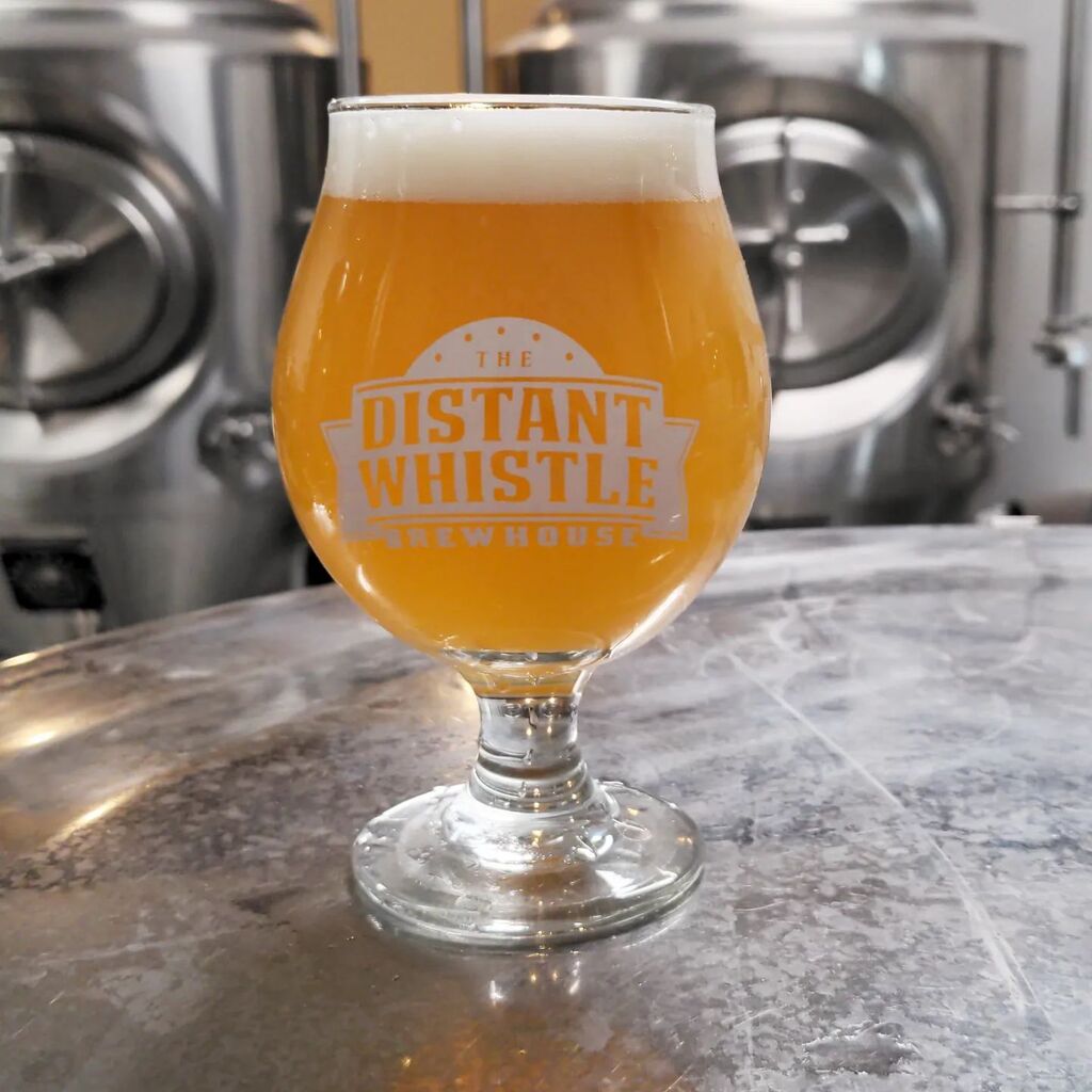 DistantWhistle's tweet photo. How about a new beer post for the holidays? Shiny Happy NEIPA is on tap now! With notes of pineapple, passion fruit, vanilla cream, and citrus, you're sure to find something to love about it!

#distantwhistlebrew #mibrew #neipa #vicksburgmi https://t.co/qFpKAosdvk https://t.co/JOFBN0vpES