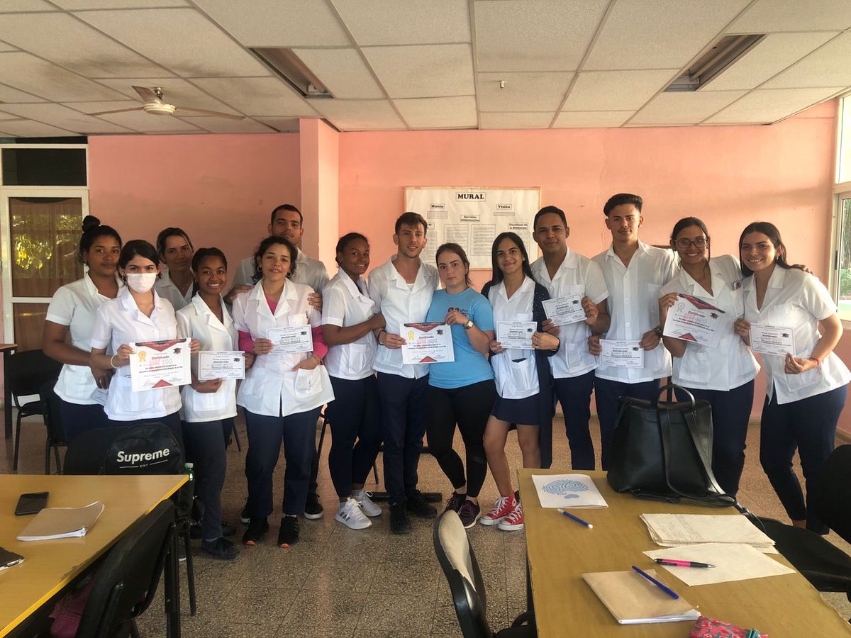FeuMedica's tweet photo. 👏Muchísimas Felicidades a los premiados, excelente trabajo👏❤️.
#feufcmciego
#FeudeCuba
#Somosfeu https://t.co/LIDwyOqqtE