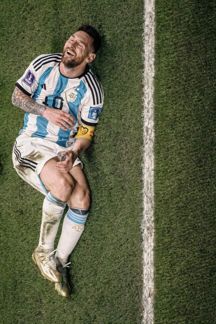 ManuMariani_'s tweet photo. Ahora recuerdo la primera vez que te reíste...
¿Cómo van a convencerme de que la magia no existe? https://t.co/6BhYei02CU
