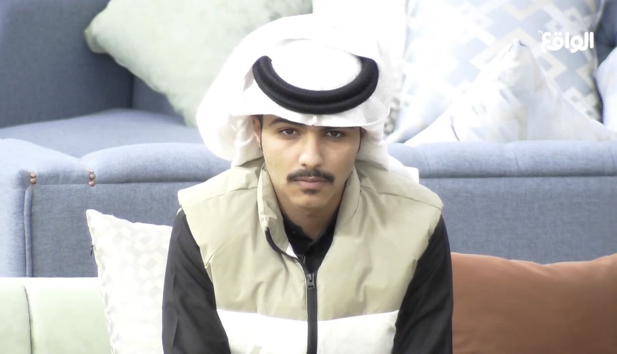 sms__661's tweet photo. في مثل هذا اليوم 📺

ايام البزنس النسخة الماضية صار حدث قوي جداً في يوم #البزنس11 تذكرونه ؟ https://t.co/8HJoWR5nYZ