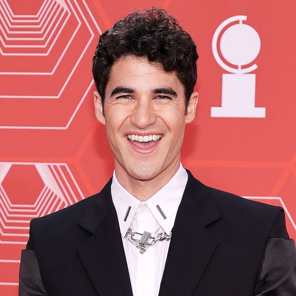 Last call to see @darrencriss on our stage this Friday, 12/16 in 'A Very Darren Crissmas'. Very limited tickets remain in our intimate, 500-seat theatre! Don't miss the Emmy and Golden Globe award winner on his limited run holiday tour. TICKETS 🎟️ bit.ly/VeryDarrenCris…
