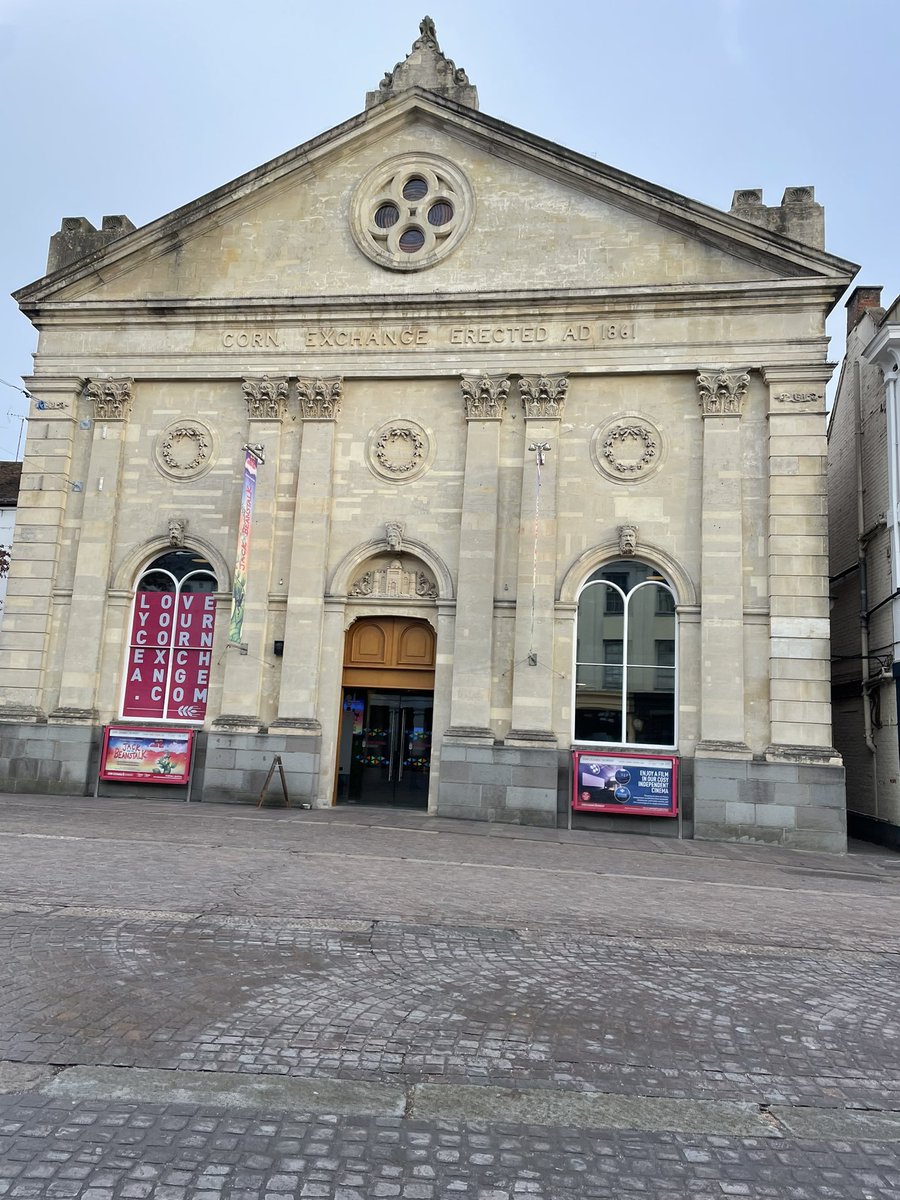 programmerariya's tweet image. I had a lovely day today at @CornExchange in Newbury where I learnt all about mid-scale theatre programming. Massive thanks to Katy and Gemma for sharing their wisdom with me!😁