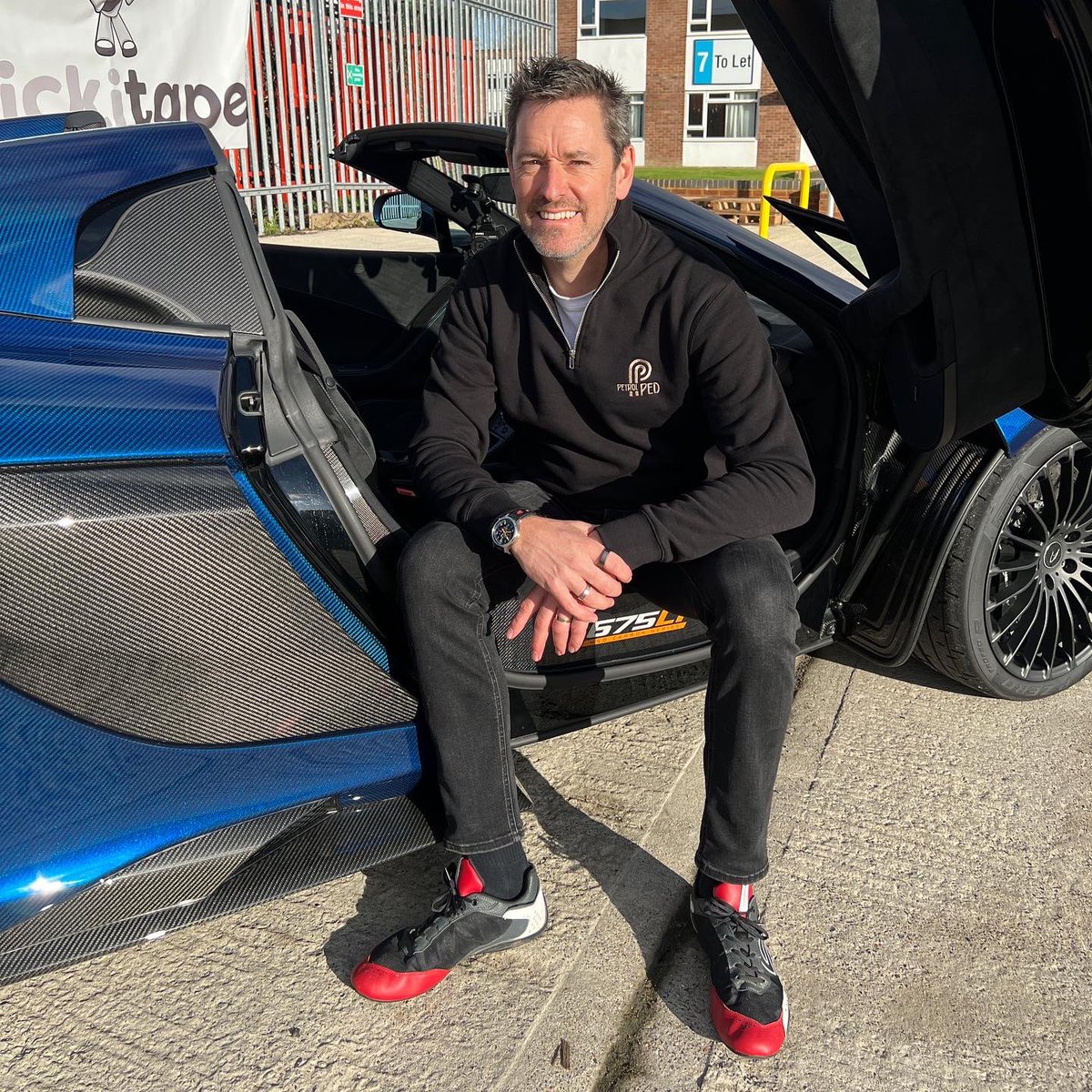 petrol_ped's tweet photo. There is still time to order your Petrol Ped merch and get it delivered before Christmas. Visit Legacy Legends for a range of T-shirts, mugs, stickers and the brand new half-zip fleece 👍 #petrolped #merch #legacylegends
https://t.co/tMNEDSvSdH https://t.co/6E06X1JUjJ