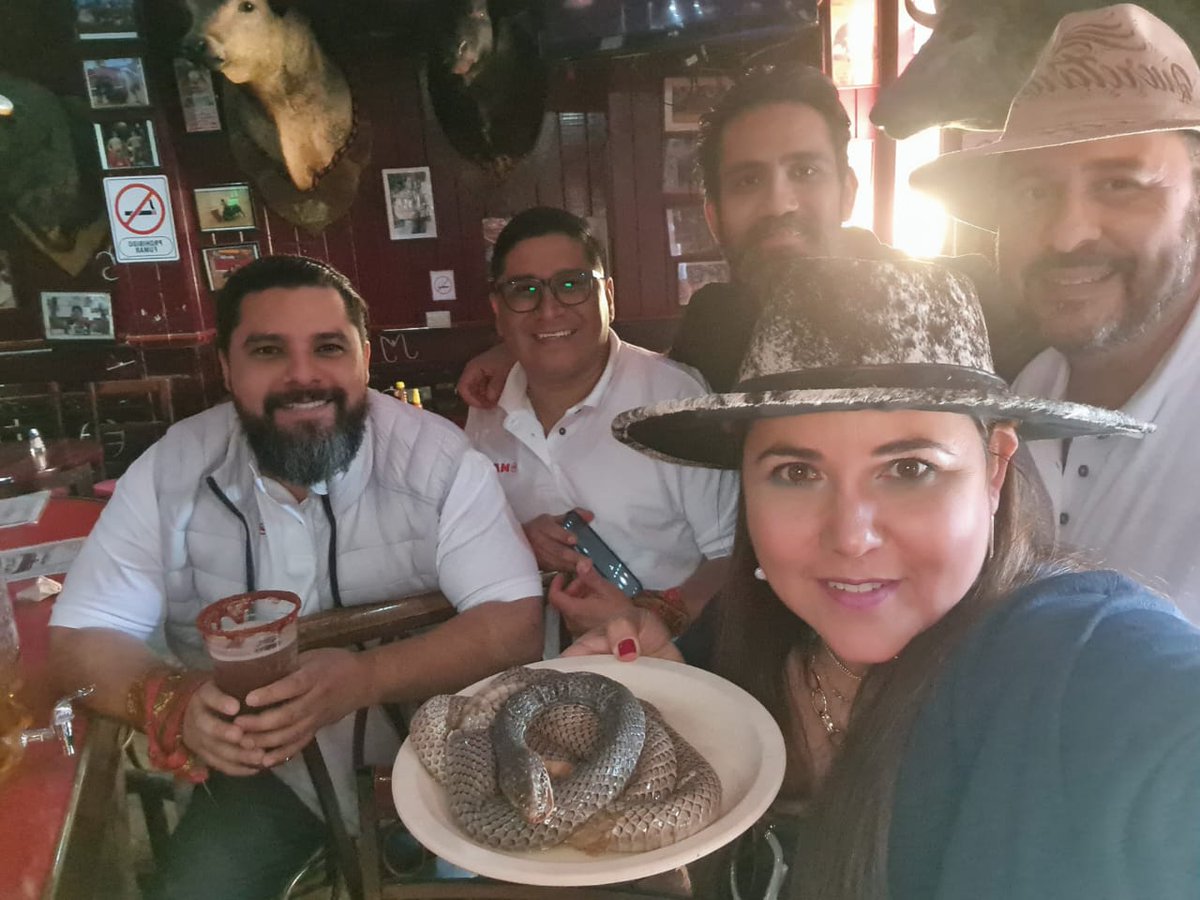 alefermx's tweet photo. Del 15 al 18 de noviembre se llevó a cabo la convención nacional de Gerentes Promotores y Delegados de Mapfre en la Hacienda Galindo, San Juan del Río, en el estado de Querétaro, México. https://t.co/VbFRWqoEYu