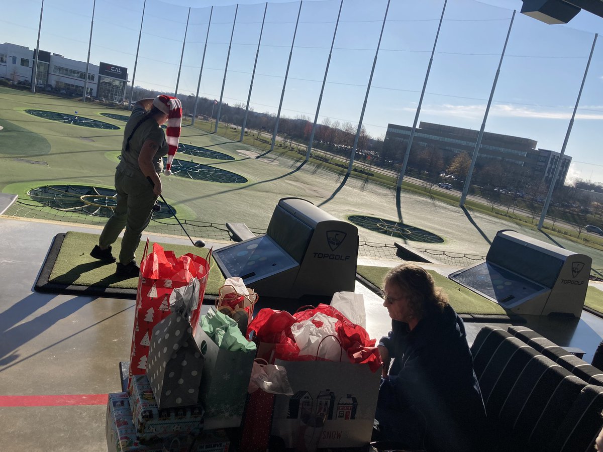 MST Holiday event 
<a href="/MYoungsonLowes/">Michael Youngson</a> <a href="/DustinCornell5/">Dustin Cornell</a> <a href="/Caindomain/">Amanda Cain</a>