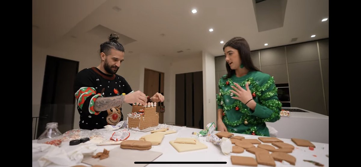HoughKin's tweet photo. Have you watched the new Charmas video yet? You should! Mark and BC join her in making the gingerbread houses! It will make you smile, go stream it now! @charlidamelio https://t.co/yEVxEFu5gc