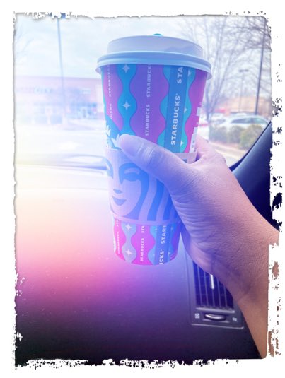 carriekthomas's tweet photo. Happy space ☕️ Coffee anytime! #StarbucksforLife #CoffeeTime ✨ https://t.co/OiDYhMc8T5