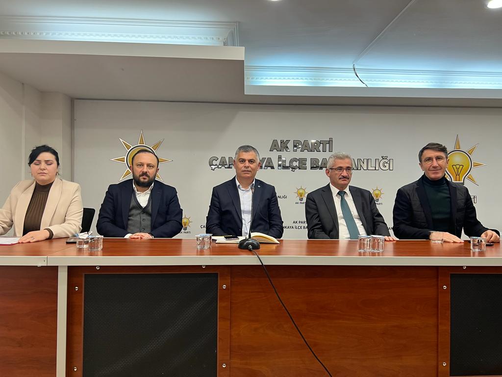 akcankaya's tweet photo. Haftalık olağan Yönetim Kurulu toplantımızı İlçe Başkanımız sayın Mustafa HASGÜL'ün başkanlığında İl YK üyemiz Sayın Hamdi BALABAN'ın katılımıyla gerçekleştirdik.

#ÇankayaİçinÇalışıyoruz @hakanhanozcan @mustafahasgul https://t.co/oS9fOMBuTD
