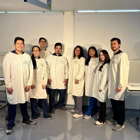 In our vascular #GIA workshop we had the opportunity to learn about the minimally invasive surgical approach. Our practice included the use of simulators and their use for surgical learning.
We thank Dr. Alejandro Quiroga for his teaching 🤓