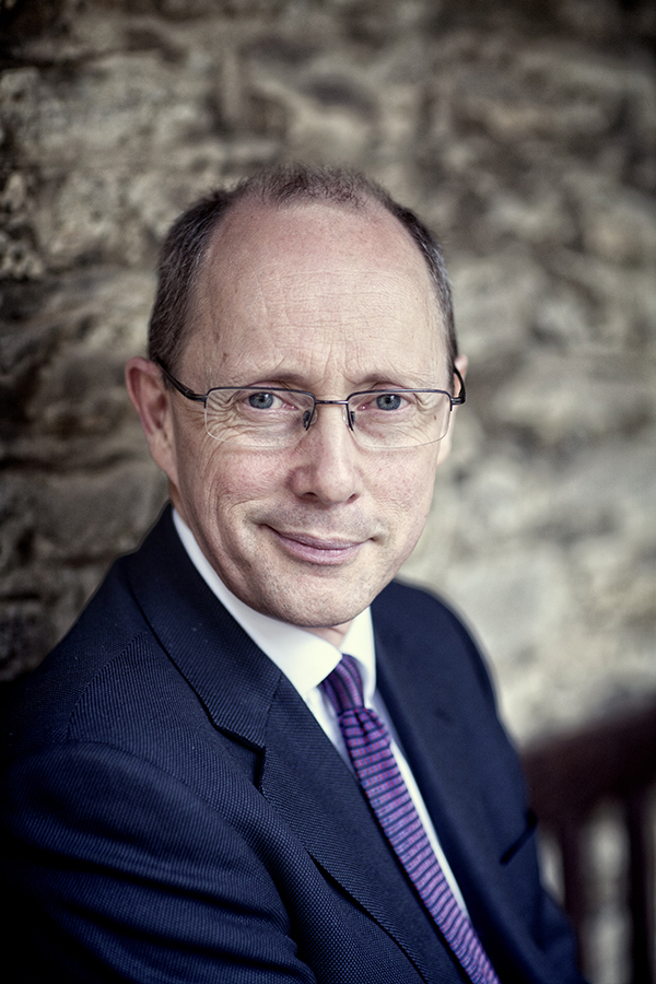 We are delighted to announce our 70th anniversary guest speaker is esteemed economist and broadcaster Sir Andrew Dilnot. Former Director of the @TheIFS, now Warden of @NuffieldCollege, Sir Andrew will share insights on the social care economy bit.ly/3hqJ2fR #OUBEP70