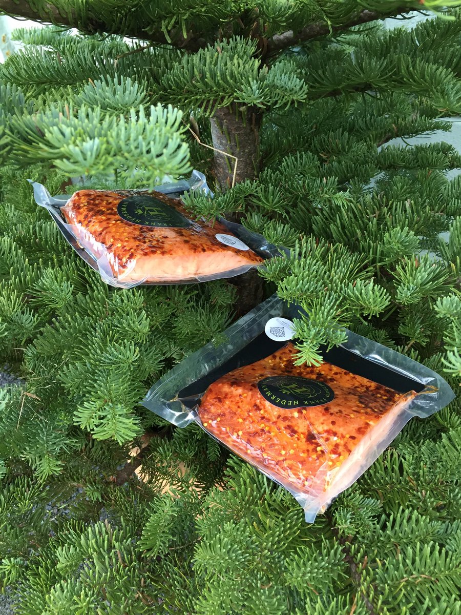 FrankHederman's tweet photo. New! @thebluegoat_ Ramelton, Co Donegal is stocking our cold smoked &amp; Hot smoked salmon fillets. #nicetoknow #tidingsofgreatjoy https://t.co/NCx4tXaeRg