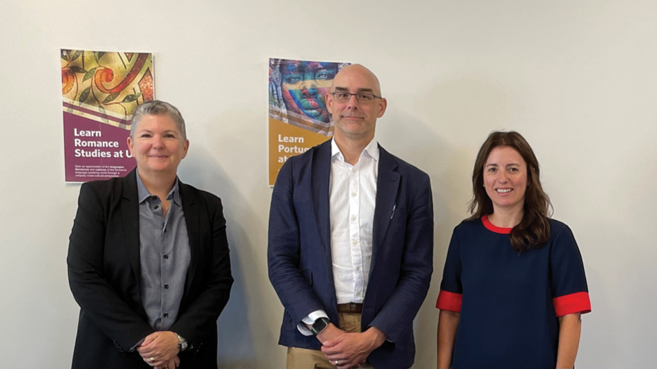 UBC Faculty of Arts (@ubc_arts) on Twitter photo An exciting new partnership between the Camões Institute <a href="/camoes_ip/">Camões.IP</a> and the Faculty of Arts <a href="/UBC_FHIS/">UBC French, Hispanic and Italian Studies</a> will give UBC students new opportunities to experience the richness and diversity of the Portuguese language, and Lusophone literatures and cultures: ow.ly/z4V850M1iAv An exciting new partnership between the Camões Institute <a href="/camoes_ip/">Camões.IP</a> and the Faculty of Arts <a href="/UBC_FHIS/">UBC French, Hispanic and Italian Studies</a> will give UBC students new opportunities to experience the richness and diversity of the Portuguese language, and Lusophone literatures and cultures: ow.ly/z4V850M1iAv