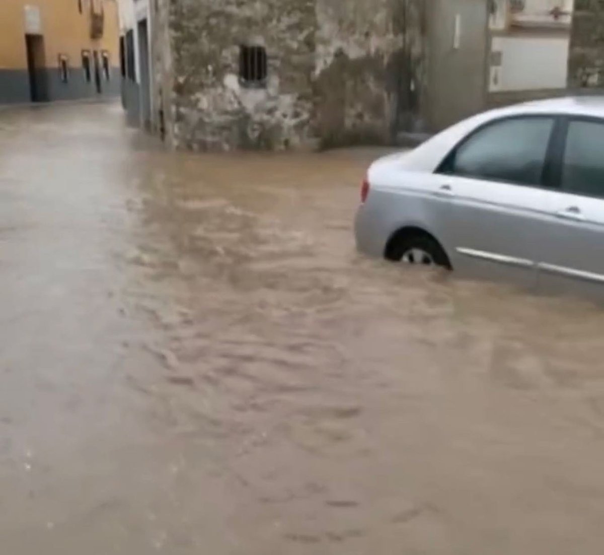 PSOE_VALDE's tweet photo. Sobre las lluvias de hoy…

Hilo 👇🏻👇🏻👇🏻 https://t.co/EhmyInBLMv