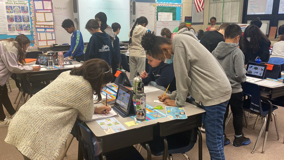 D69Armstrong5th's tweet photo. Sharing our infographics through a gallery walk! https://t.co/oRV3XVSzu8
