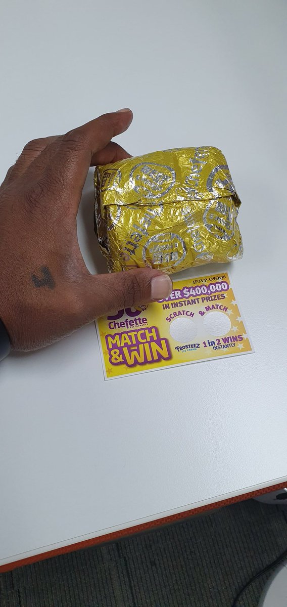 couldnt_b_meT46's tweet image. Chefette wtf is this?