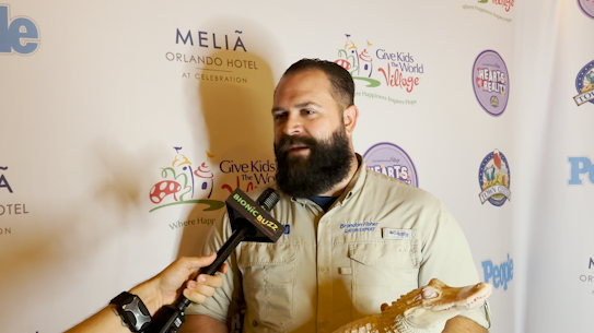 BionicBuzz's tweet photo. Our interview with Brandon Fisher from @Gatorland at #PeopleMagazine's VIP KickOff Party for #HeartsofReality. We talked to him about why #Gatorland loves supporting @GKTWVillage and their Holiday Ho Ho Ho-Down Christmas event: https://t.co/bbNUS4u9Ep https://t.co/6rvmgbyZ1x