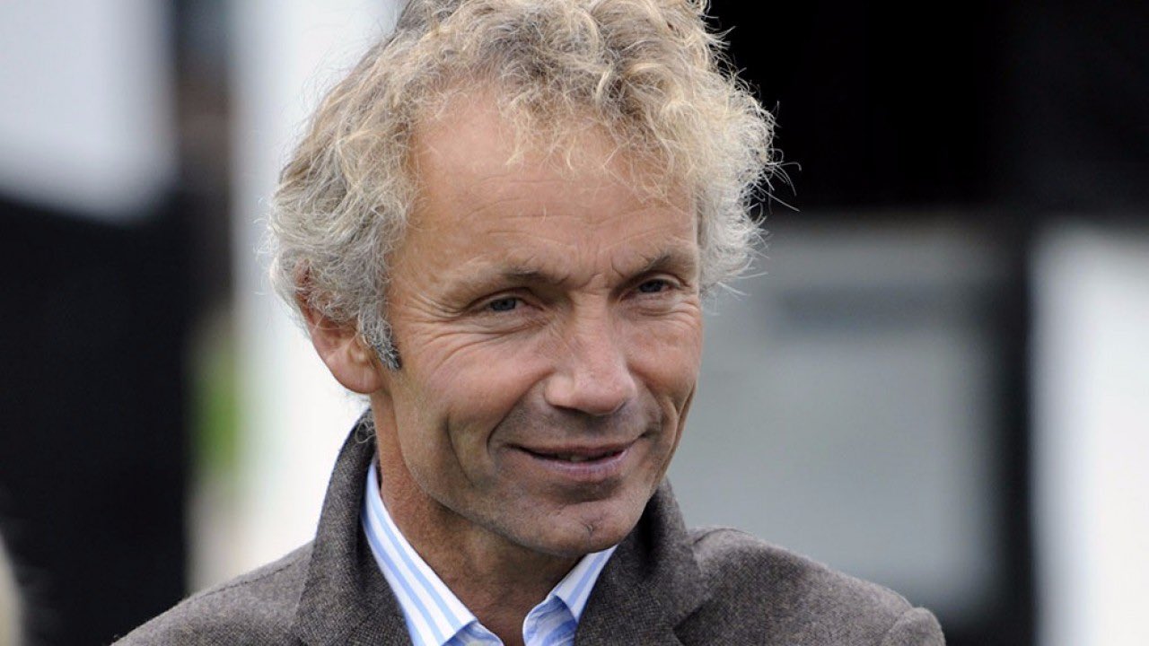 Happy 70th Birthday to a true legend of the sport. 

Best wishes John Francome! 
