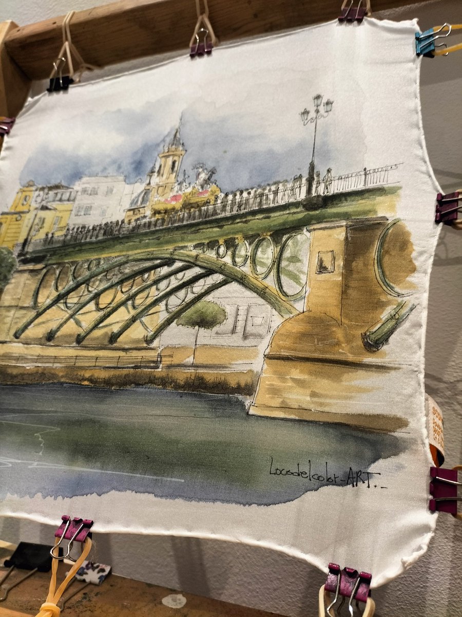 locodelcolor's tweet photo. La luz de Triana en seda.
Pañuelos de seda pintados a mano. https://t.co/TLmCo9ZIoN