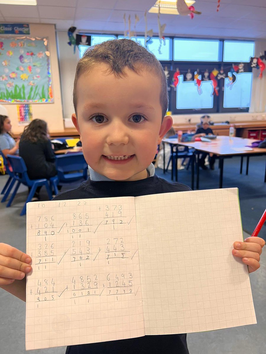 BurghPrimary's tweet image. This P2 is enjoying challenging himself in maths with 3 and 4 digit addition @EducationSLC @SLCNumeracy @slcHealthy #ChallengeZone #Maths #Confidence #SuccessfulLearner #TeamBurgh