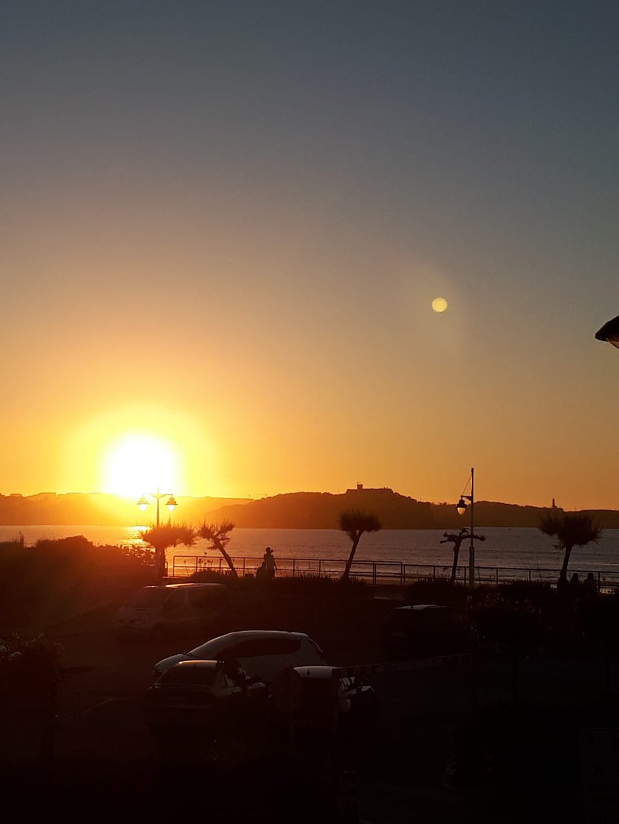 Missing the sunny days. Cantabria Surf Hostel. Coming soon!!!
cantabriasurfhostel.com 
#cantabriasurf #surfhostel #surflovers