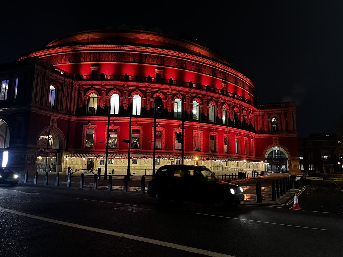 kemmski's tweet photo. @RestIsPolitics Made the last train in to London to catch the show! Can’t wait to kick off the festive season with #TRIPlive https://t.co/zuiI0cHC3I
