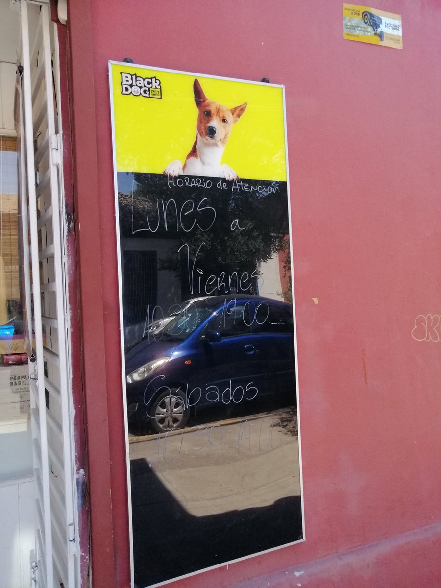 callejeritosDLV's tweet photo. #graciastotales a @blackdogpet.de Bellavista 0304 #providencia por su ayuda con #calendariosalaventa #compraconsentido #entretodoslopodemoslograr https://t.co/KNqIbdkoSf