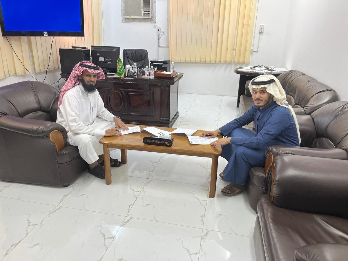 وقعت جمعية البر الخيرية بالوديعة 
<a href="/berwdh/">جمعية البر بالوديعة</a>

وجمعية التنمية الأهلية بشرورة  
<a href="/sh_tanmeah/">جمعية التنمية الأهلية بشرورة</a> 
 عقد شراكة مجتمعية ، بهدف تقديم خدمات مجتمعية التي تنظمها الجهتين. 

#شرورة #ق3