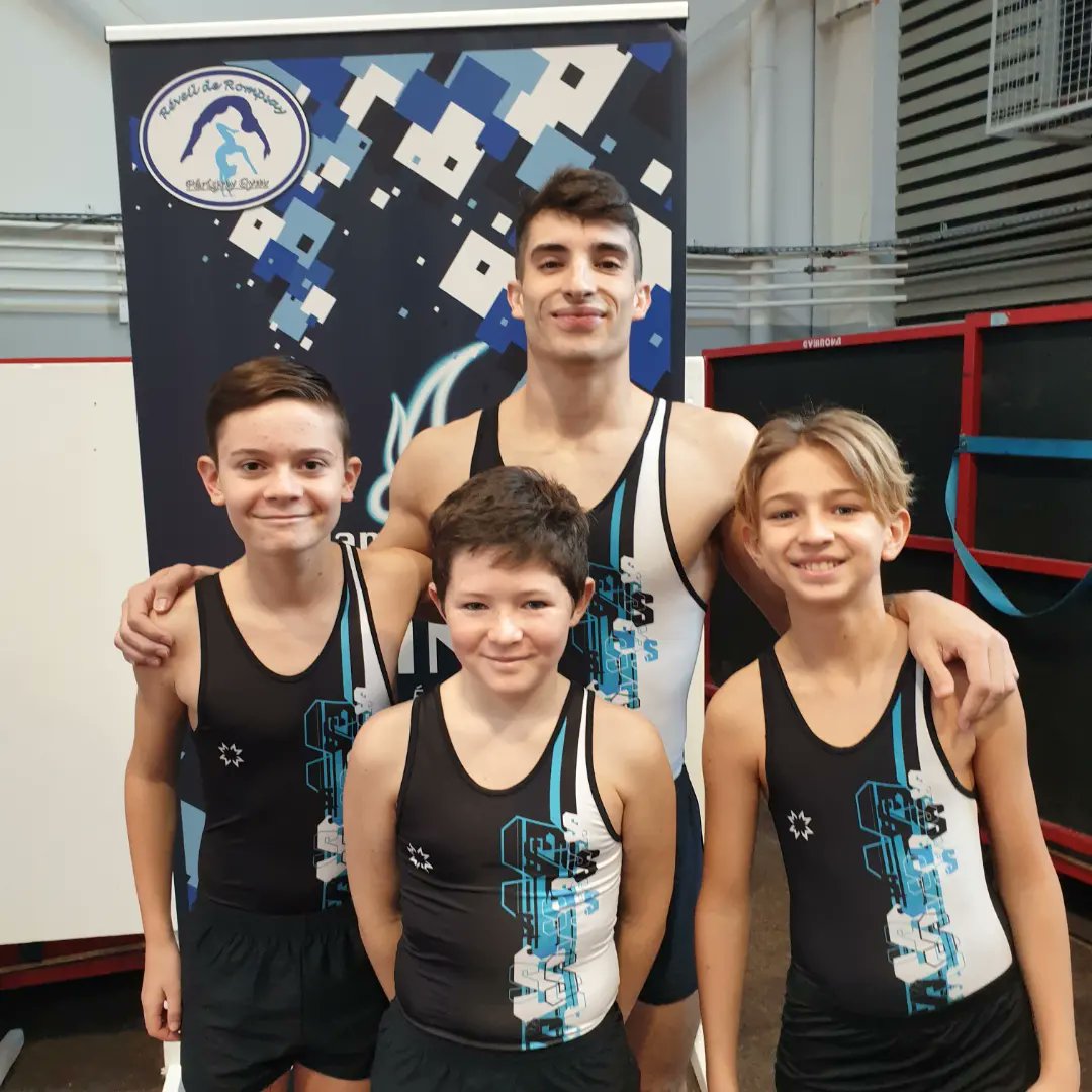 acrotrampsevran's tweet photo. 🇫🇷🏆 Championnats de France de #trampoline par équipes 🏆🇨🇵
3/3
➡️ Nationale 3
La très jeune équipe fiminine réussi l'exploit de se hisser en finale (4e)
L'équipe masculine entre en finale et se classe 5e
#Sevran #TeamSevran @Sevranville @seinesaintdenis https://t.co/B5maptmNhL