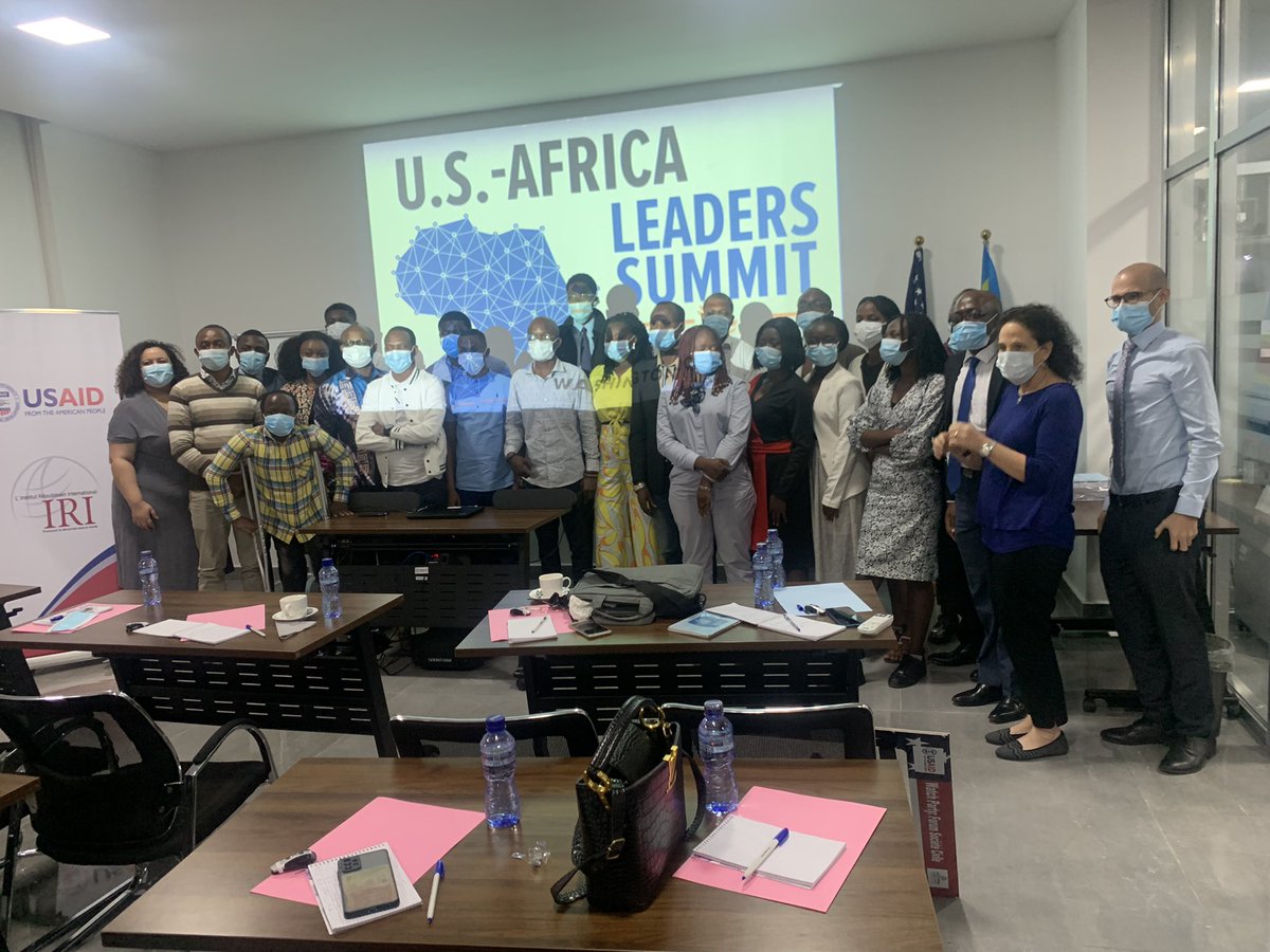 m_mubembe's tweet photo. Mercredi 13/12/2022: Watch party de l’ US-AFRICA LEADERS SUMMIT en faveur de la société civile. Les jeunes leaders de la Société civile ont suivi en direct le Forum Société civile sous le thème “Élever toutes les voix pour un développement inclusif”.@USEmbKinshasa, @IRIglobal https://t.co/esXvken9KZ