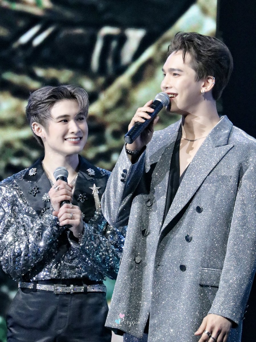 _pinjaii's tweet image. ยินดีด้วยอีกครั่งนะทั้งคู่เลย รู้ว่าตื่นเต้น รู้ว่าตั้งใจมากๆ ทางนี้ดีใจมากๆเหมือนกันนะที่เห็นทั้งคู่ได้เติบโตในเส้นทางนี้ขึ้นไปอีกขั้นแล้ว จะคอยติดตาม #2world และ #ดื้อเฮียSeries ให้สมกับที่ทั้งคู่ตั้งใจ อดทน และพยายามเพื่อให้มีวันนี้นะ เบิ้บบูวววว
You deserve all the best 🫶🏻💖