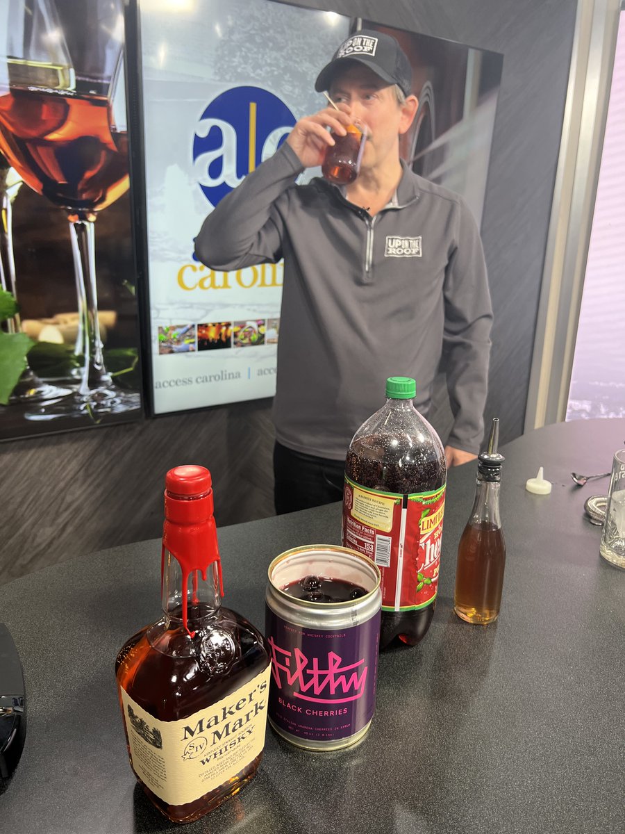 AccessCarolina's tweet photo. Stocking stuffers that everyone wants but no one asks for, southern wine spins with local mixologist Jason Bolt from Up on the Roof, and a check in for tomorrow's game with the Swamp Rabbits! Thanks for watching today, see ya tomorrow! https://t.co/SEDUATC9yZ