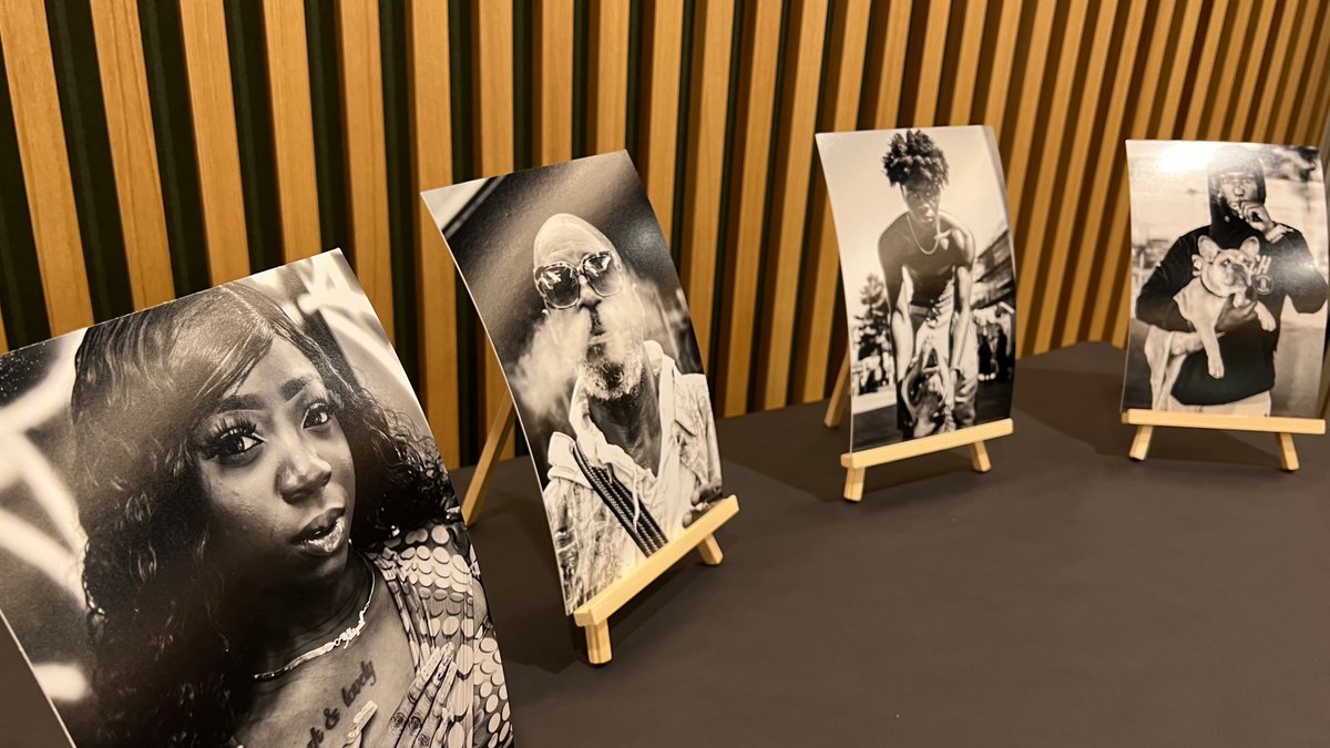 LDN_Culture's tweet image. Tonight we celebrate the storytellers, historians &amp;amp; guides who bring our city’s diverse heritage to life.

London is packed with the histories of all our communities. The @MayorofLondon’s #LondonUnseen  has shined a light on our streets.

Explore more.

👉🏾 london.gov.uk/programmes-str…