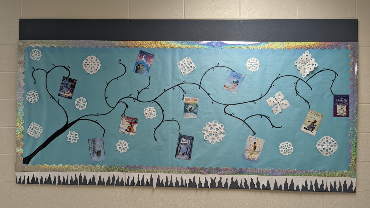 EastgateReads's tweet photo. Eastgate is ready for the  holidays! https://t.co/1f2rIy1Om4