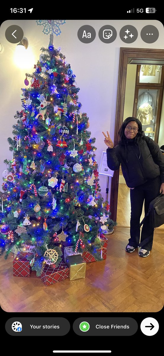 WardownHouse's tweet photo. You didn’t get it! Wardown House has FIVE Christmas Trees! And this last one is incredibly special because it’s made up of crochet ornaments created by the @MuseumMakers! (&amp; standing next to it is one of our amazing Marketing Coordinators) https://t.co/tkRbRU4Y0Y
