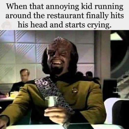 Internet Moments That Make You Feel Smth tweet media
