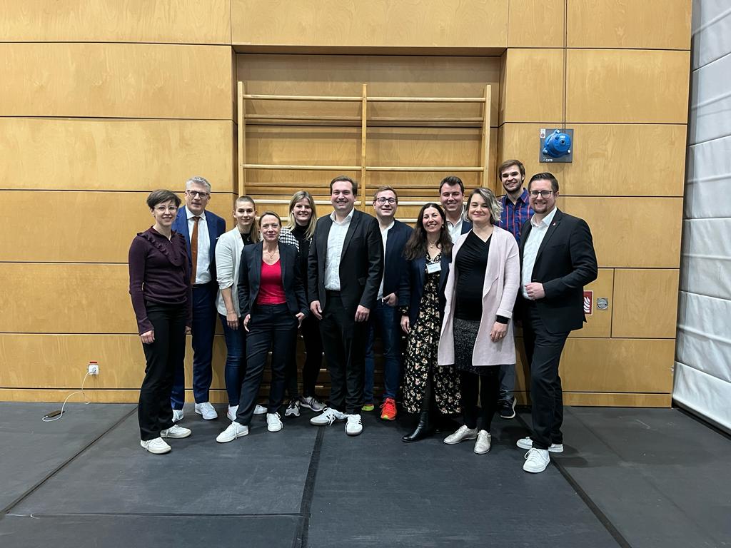 Jens Wortmann (@jenswortmann) on Twitter photo Und die <a href="/dsj4sport/">Deutsche Sportjugend (dsj)</a> und ihre Mitgliedsorganisationen waren mit einem starken Team, Herzblut und Expertise vor Ort. Und die <a href="/dsj4sport/">Deutsche Sportjugend (dsj)</a> und ihre Mitgliedsorganisationen waren mit einem starken Team, Herzblut und Expertise vor Ort.