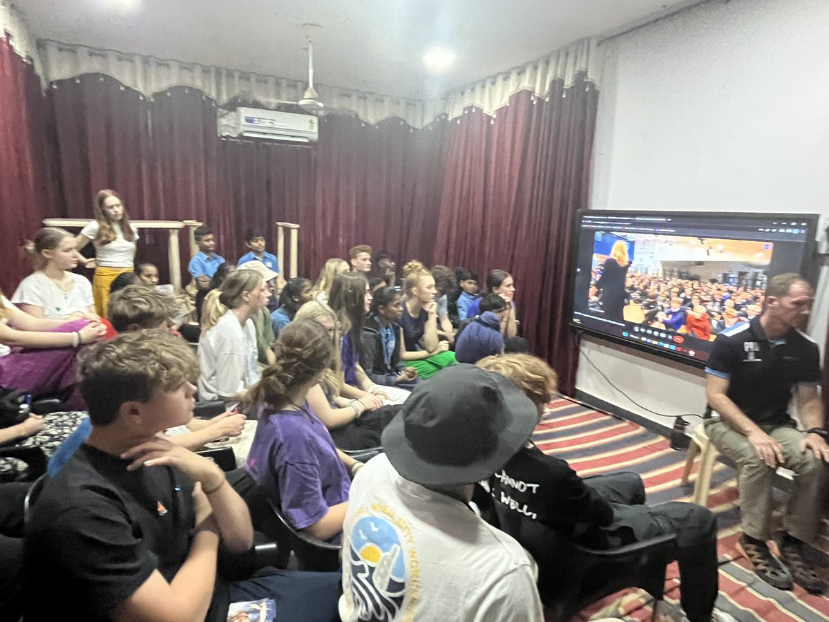 RGSIndia2018's tweet photo. Day 2 at the Hope Foundation School today and the students got stuck right in to teaching. Football, painting, badminton, dancing, Maths, Hindi lesson, paper craft and reading. We even found time to Skype year 8 assembly at RGS. Tuktuks to the temple was also a highlight. https://t.co/y7BFsPPSg7