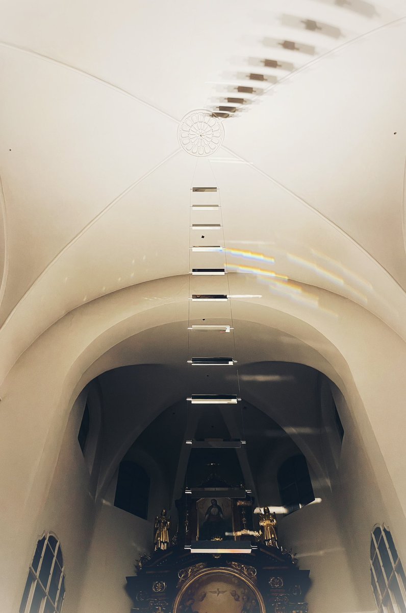 KnihyProDeti's tweet photo. Jákobův žebřík a Praha #jacob #jakobuvzebrik #praha #prague #vaclavcigler #fortna #proarte @alex_bizkova @galerie_pro_arte https://t.co/A8AqsPcwqZ