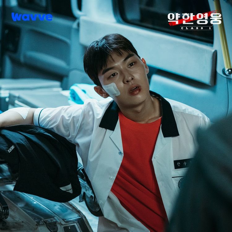 kdramagramm_'s tweet photo. Anne sonunda kizin akillandi ve 20 yasinda ki birine asik oldu, napsak gelinlik bakmaya mi gitsek hahsjsjjw https://t.co/nMBQF1WU4J
