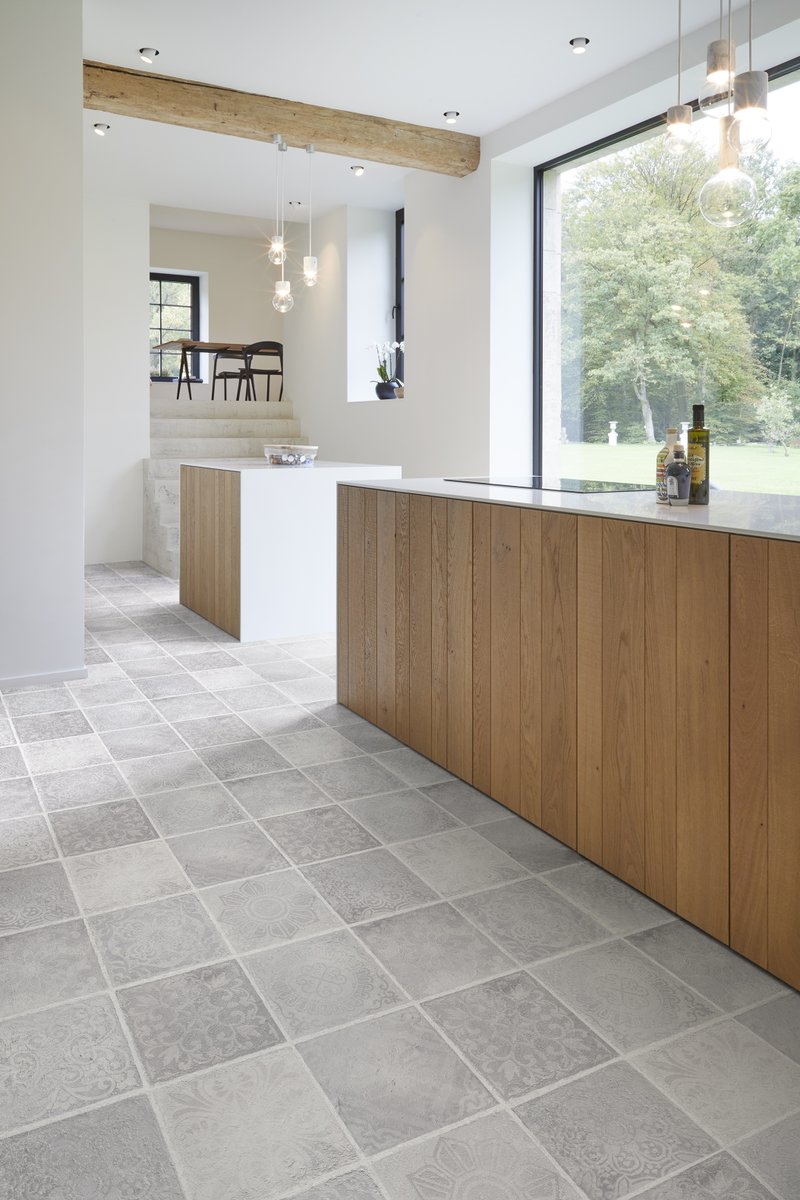HandBspecialist's tweet photo. Our brand new CORETec flooring is the best laminate out there! Luxury, high quality, authentic looking flooring to create the rooms of your dreams 💭 Take a look at the colours and styles we have on offer: https://t.co/4wvnoO3c0f https://t.co/rdLe2eOAS8