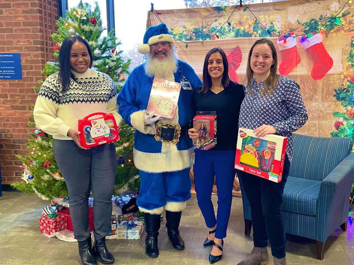 Hiral Choksi MD (@hiralchoksi) on Twitter photo Blue Santa toy drive at SLU SOM with IM! <a href="/DrKThompsonMD/">Keniesha Thompson MD</a> <a href="/im_slu/">SLU Internal Medicine Residency</a> <a href="/RaviNayakMD/">Ravi Nayak, MD,FCCP, FRCP</a> <a href="/SLU_Chiefs_IM/">SLUChief</a> <a href="/slusom/">SLU Medicine</a> @DrBuckholdSLU Blue Santa toy drive at SLU SOM with IM! <a href="/DrKThompsonMD/">Keniesha Thompson MD</a> <a href="/im_slu/">SLU Internal Medicine Residency</a> <a href="/RaviNayakMD/">Ravi Nayak, MD,FCCP, FRCP</a> <a href="/SLU_Chiefs_IM/">SLUChief</a> <a href="/slusom/">SLU Medicine</a> @DrBuckholdSLU