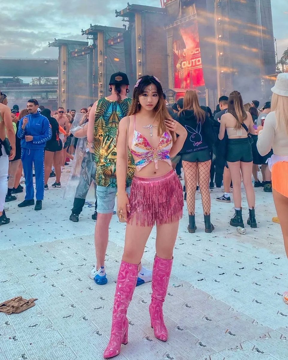 Here is our daily rave queen 👑 <a href="/ponychics/">Erika Shi</a> looking stunning in her rave outfit. Go follow and show much love! 🤗❤️ 

#ravewear #girlswhorave #ravefashion #ravebabe #ravegirl #ravegirls #raveoutfit #edmraves #ravefam #edmworld #edmlove #ravelove #raver #edmvibes #edmlove #edm