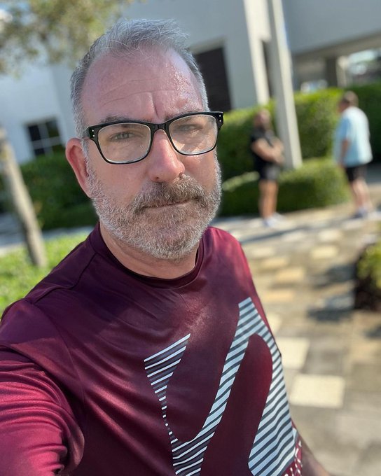 Getting back into the daily routine. https://t.co/0RtQQB5V0I<a href="/tag/newprofilepic"class="tags"><span>#newprofilepic</span></a>